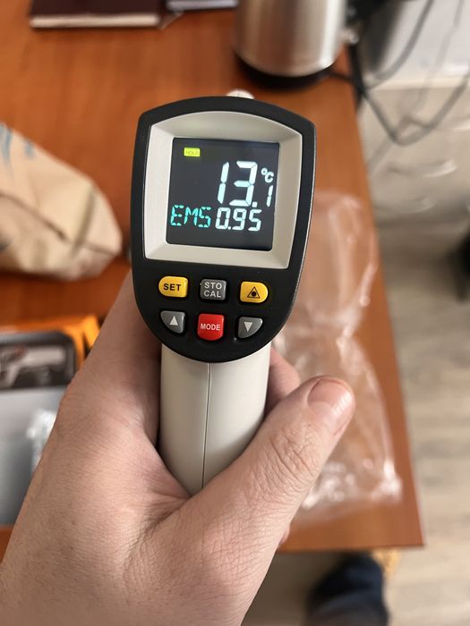 Продам пірометр Benetech GT950