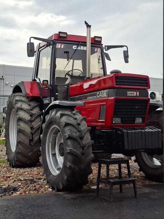 Case International 1255 XL