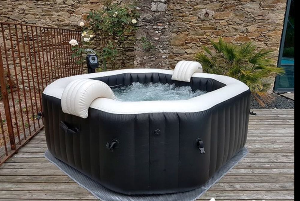 Jacuzzi / Spa Insuflável à Venda