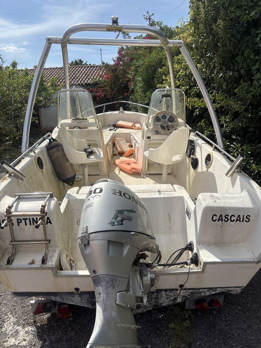 Barco Ultramar + Motor Honda 30HP + Reboque