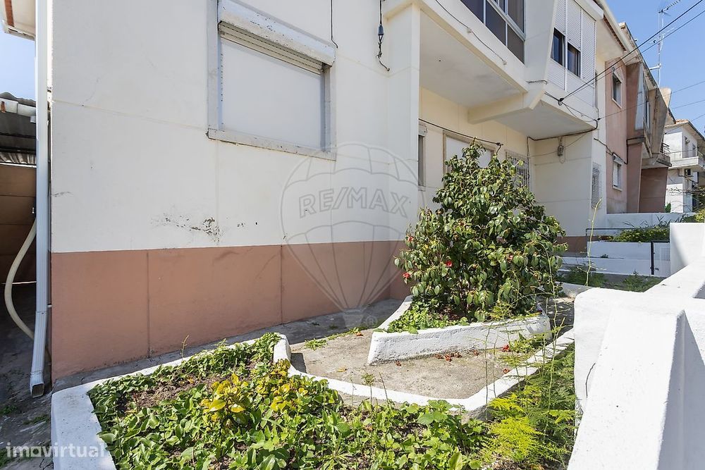 Apartamento T2 para venda — Laranjeiro E Feijó, Setúbal