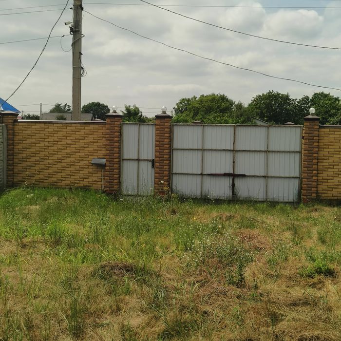 Продам участок в начале Обуховки