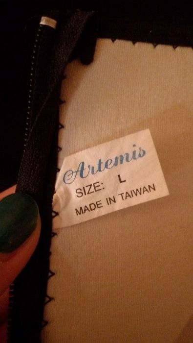 Шорти спортиві / одяг для схуднення