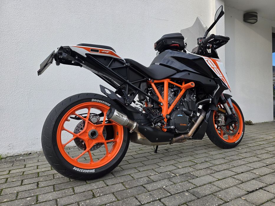 KTM  SuperDuke 1290 GT