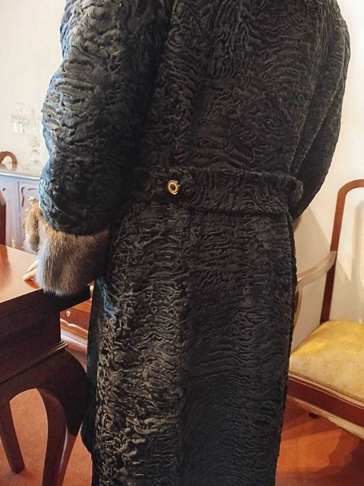 Casaco Astrakhan com pêlo de Vison