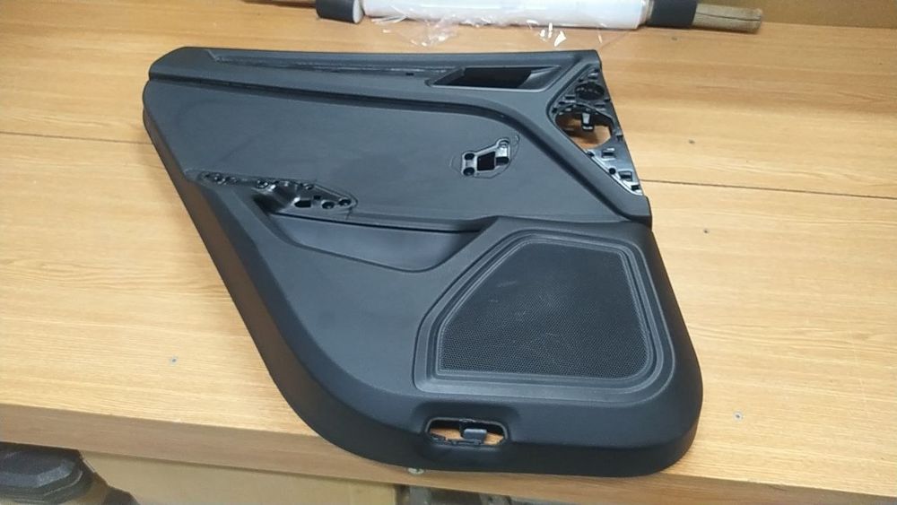 Porsche macan 95b карта дверей хадня ліва 95b867211