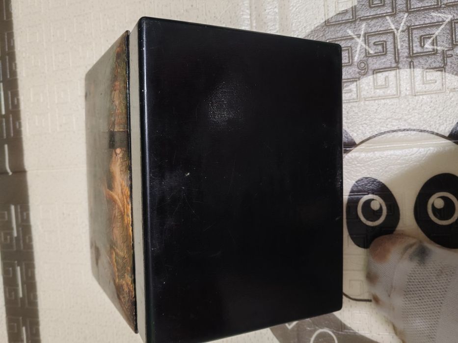 Продам шкатулку.