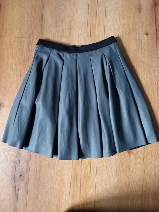 Szara spódnica skórzana RESERVED