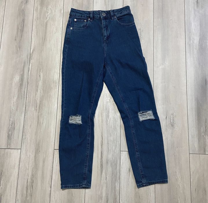 ciemnoniebieskie spodnie ASOS