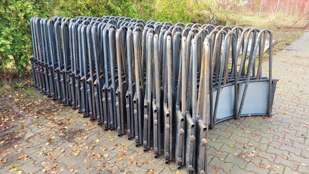 Paśnik 12 stanowiskowy dla bydła koni kosz karmink na bele