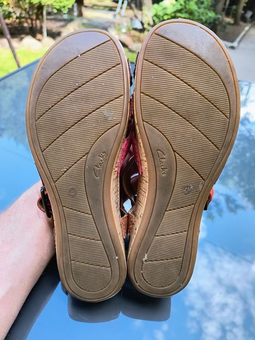 Sandały damskie skórzane Clarks rozmiar 37.