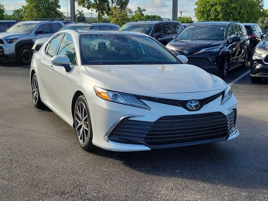 Toyota Camry 2019 Toyota Camry XLE FWD