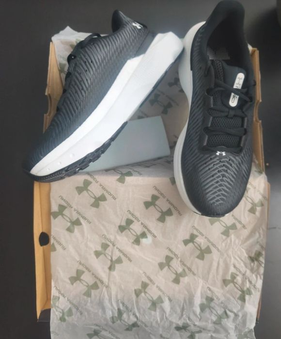 Sapatilhas corrida Under Armour Infinity Pro  T:43

Cor Pretas , com a sola branca


MINIMO PREÇO,NÃO NEGOCIÁVEL