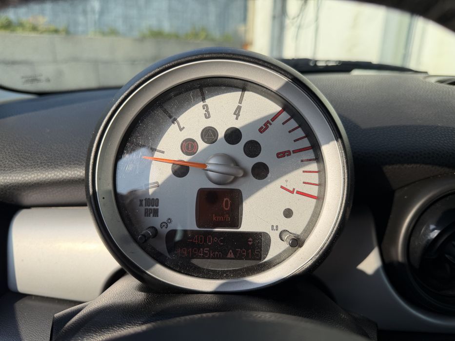 Mini Cooper D 1.6HDi 110CV
