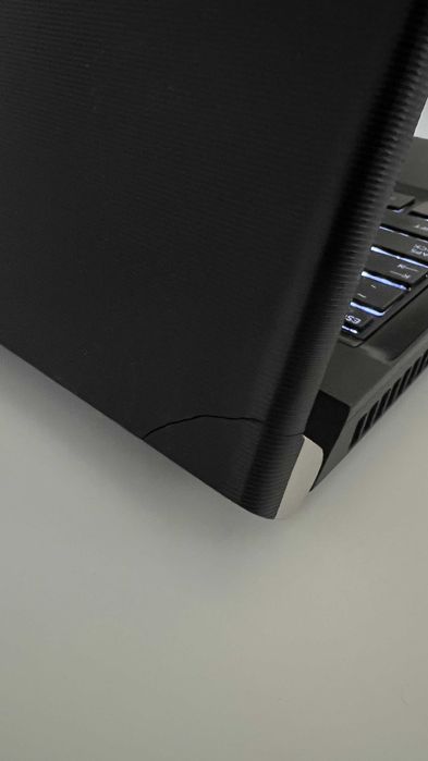 Laptop Toshiba W50  i7 24GB RAM DDR3 256GB SSD 15.6 4810MQ CPU 2.80GHZ