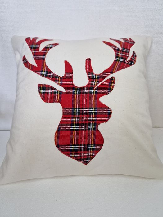 Poszewka 40x40  świateczne wzory skrzaty