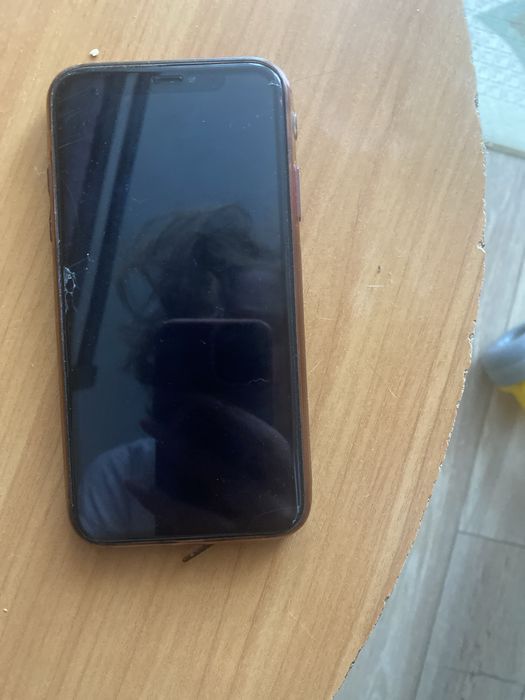 Продам  Iphone xr