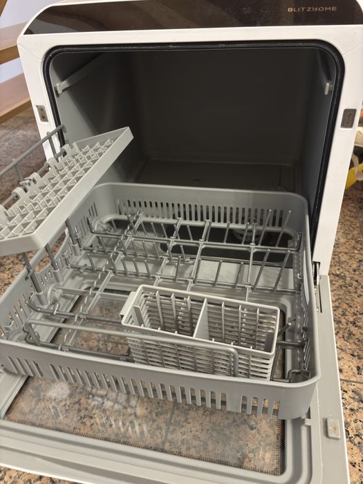 Máquina de lavar loiça portátil Blitz Home