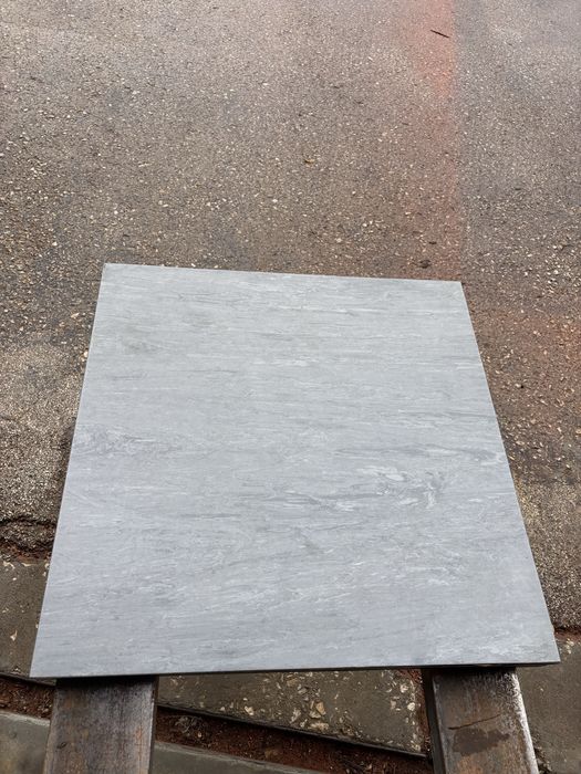 Chão de vinil e madeira