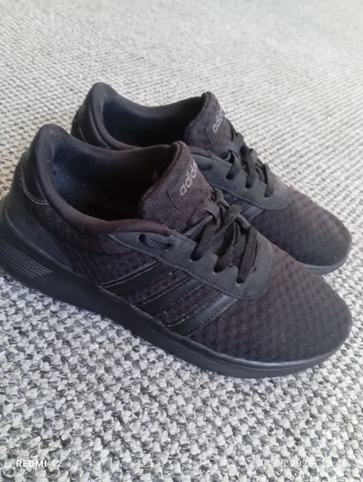 Buty damskie sportowe Adidas Lite Racer r. 39,5