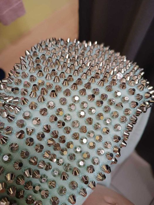 Металеві декоративні ШИПИ по 1,2 грн ПРИШИВНІ до одягу, шкіри