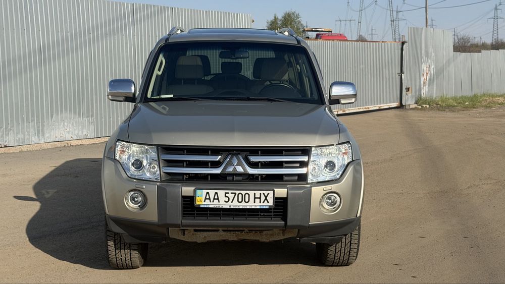 Mitsubishi Pajero Wagon 3.0