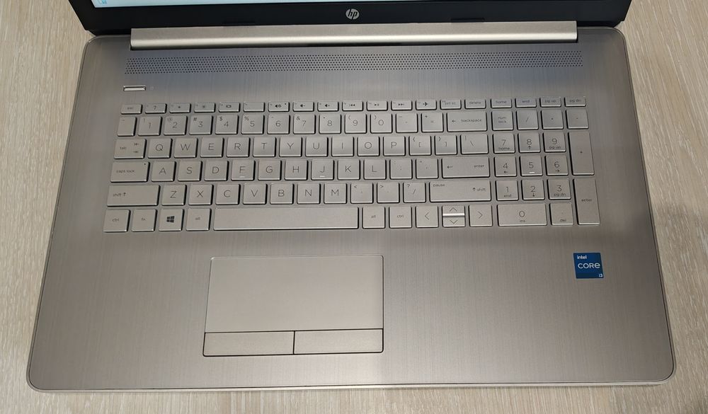 Ноутбук HP 17,3" HD+, Core i3-1115G4, 8GB DDR4, 256Gb SSD