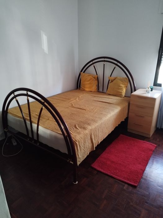Quarto mobilado para alugar