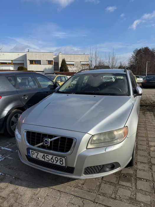Volvo V70 D5 - Tanio