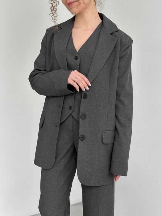 Серый костюм-тройка Leman женский