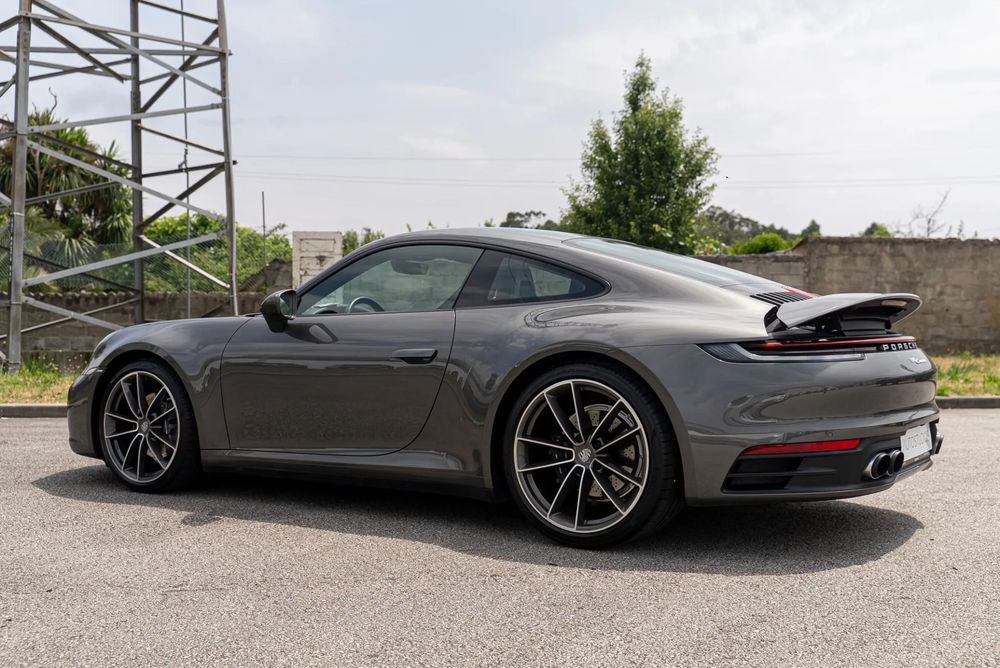 Porsche 911 (992) Carrera 4 PDK