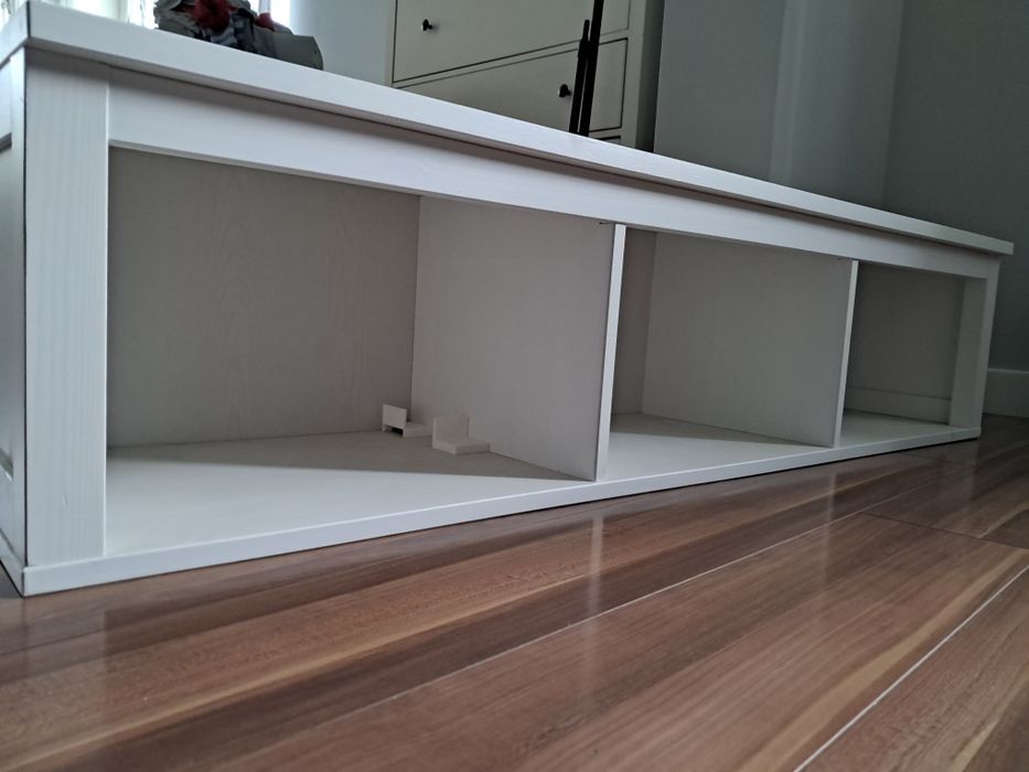 biała półka ikea hemnes