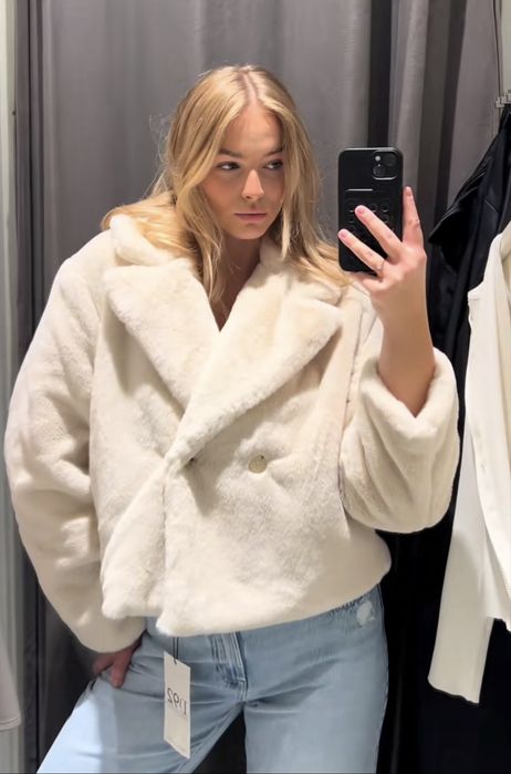 Шубка stradivarius