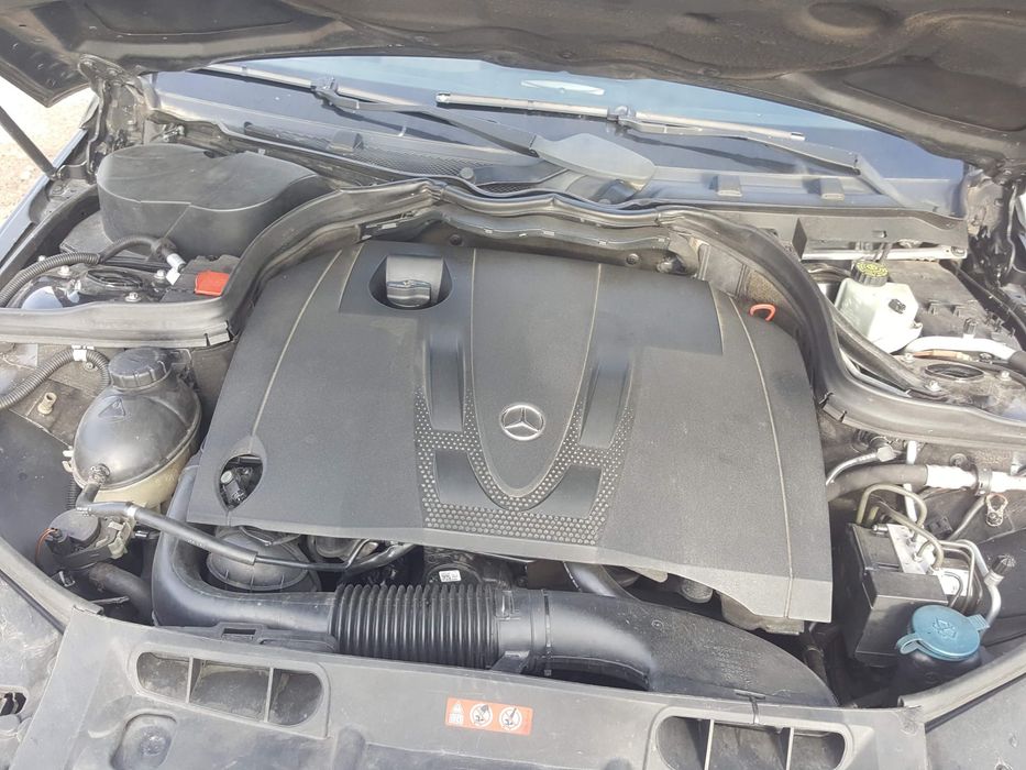 Vendo carrinha mercedes-benz c220 motor 2.2  CDI