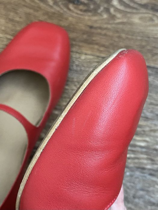 червоні балетки Мері Джейн IKOS з натуральної шкіри 38 розміру