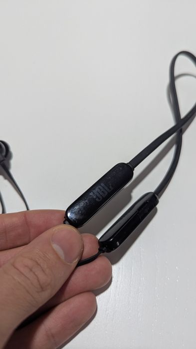 JBL T 110 BT - Preto - Bluetooth - Pure Bass