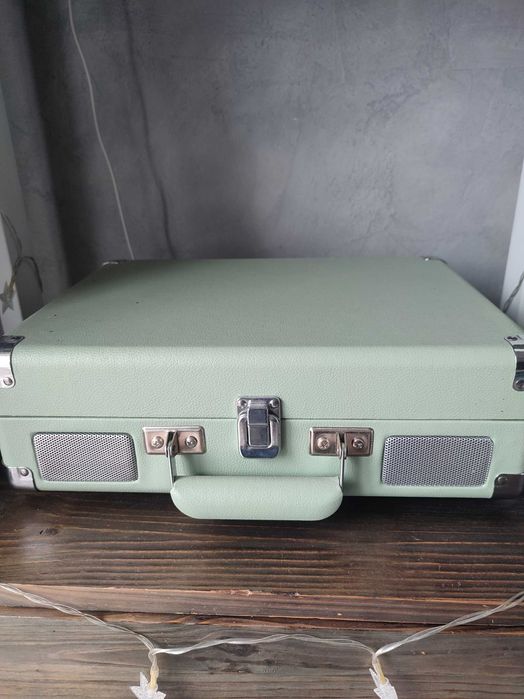 Вініловий програвач Crosley Cruiser Mint