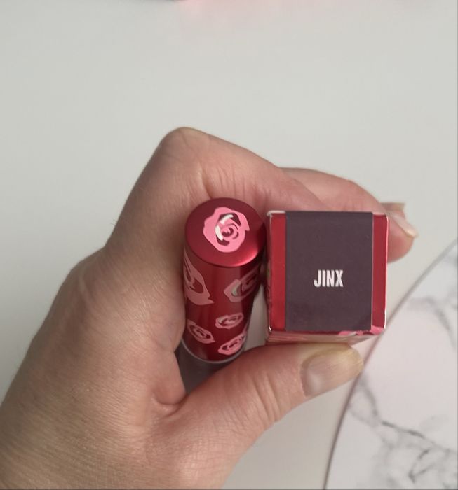 Прмада стійка Lime Crime Velvetines JINX