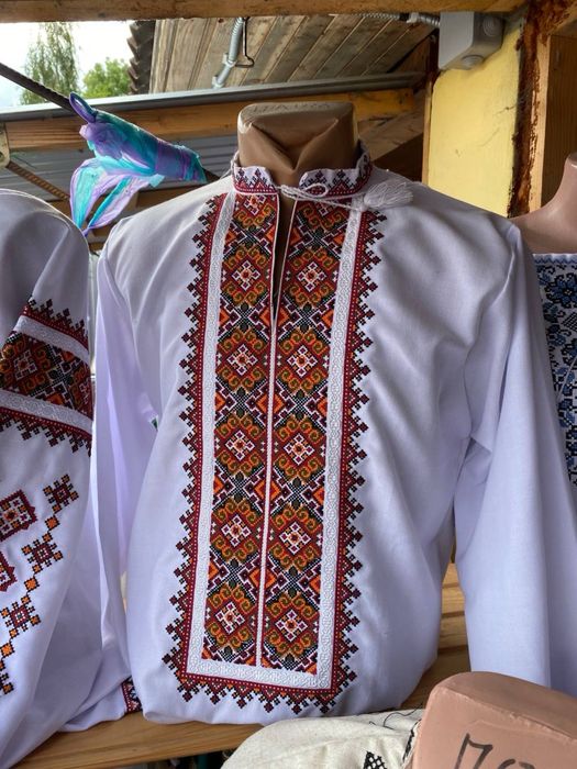 Парні вишиванки