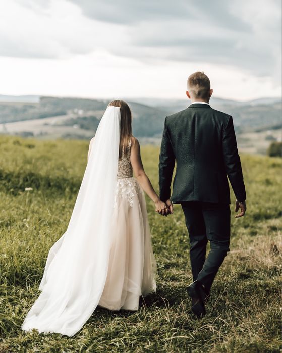 Suknia ślubna, rozmiar S