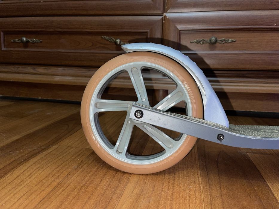 Самокат Frenzy Kaimana. Складывающийся, легкий