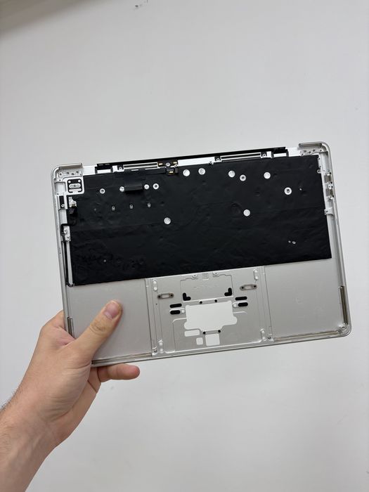 MacBook Air 13,6” A2681 M2 (2022) Топ Кейс / Top Case Silver