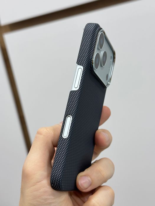 Карбоновий чохол iPhone 17 Pro Max (Преміум-якість!)