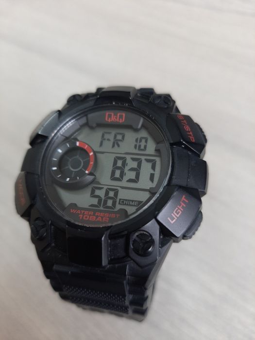 Часы Q&Q M176J002Y