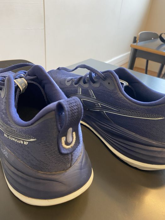 Asics Gel-Cumulus 27