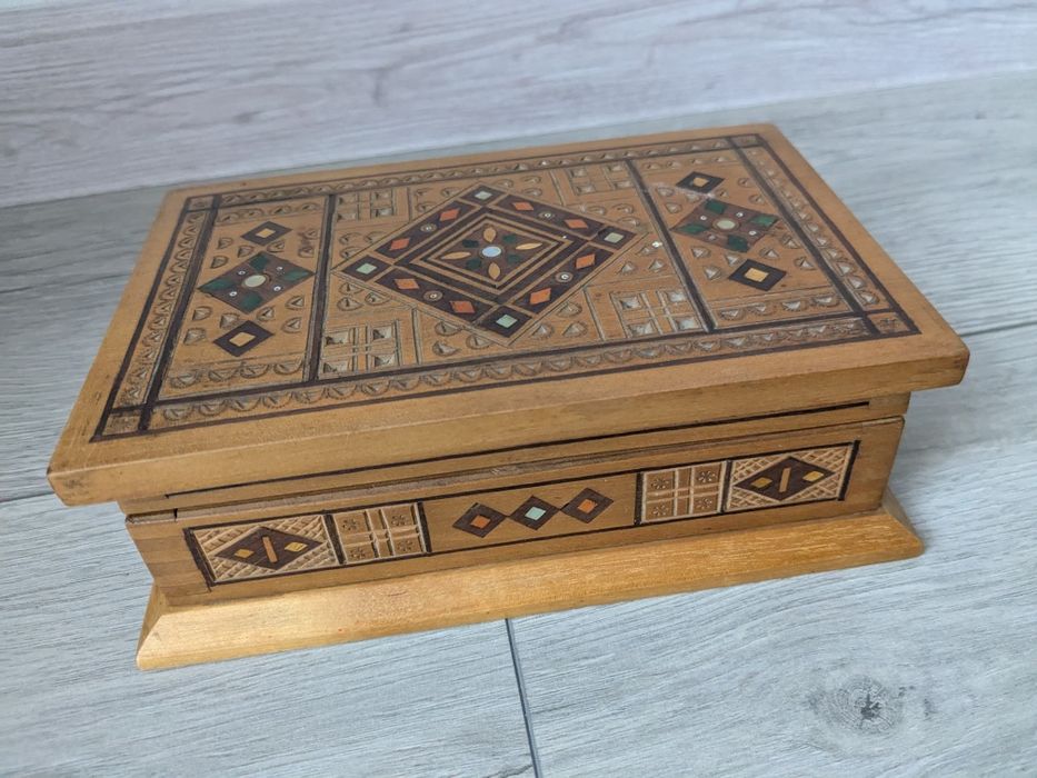 Скринька шкатулка деревяна