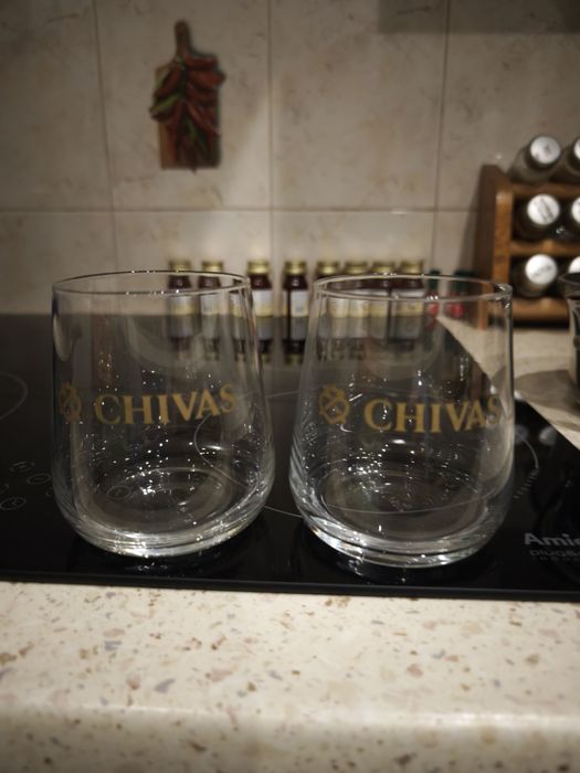 Zestaw 2 szklanek do whisky Chivas