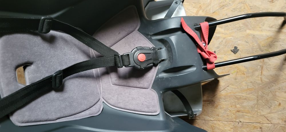 Fotelik rowerowy dziecięcy na ramę komplet