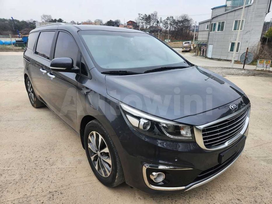 KIA CARNIVAL 9 місць / З пдв