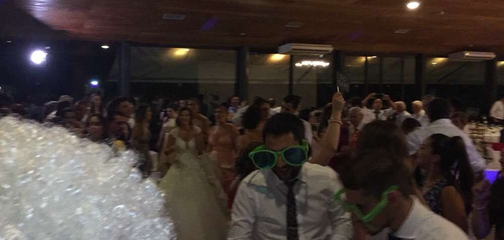 DJ’S / Animação Musical para Casamentos / Batizados e muito mais...